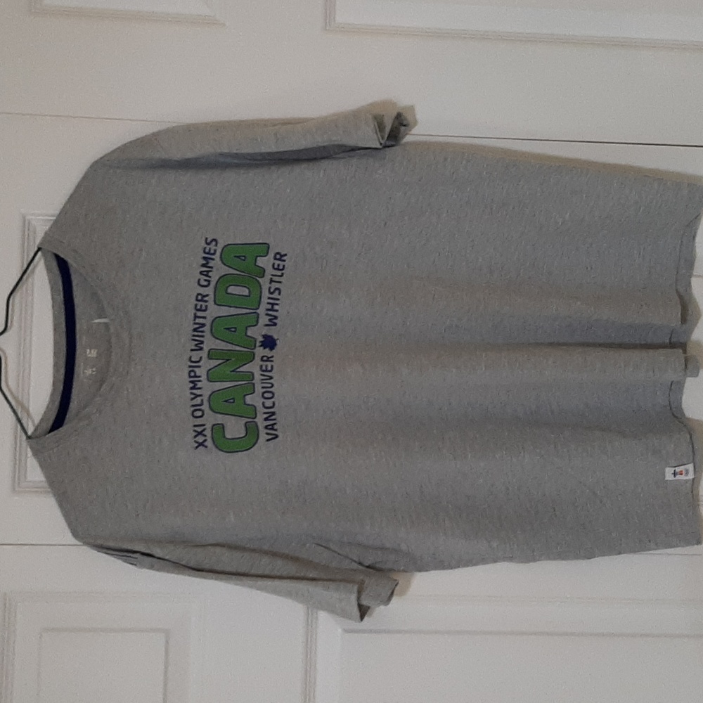 Canada Olympic tee shirt